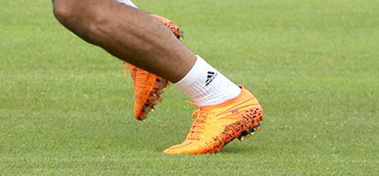 Nike hypervenom top no sock